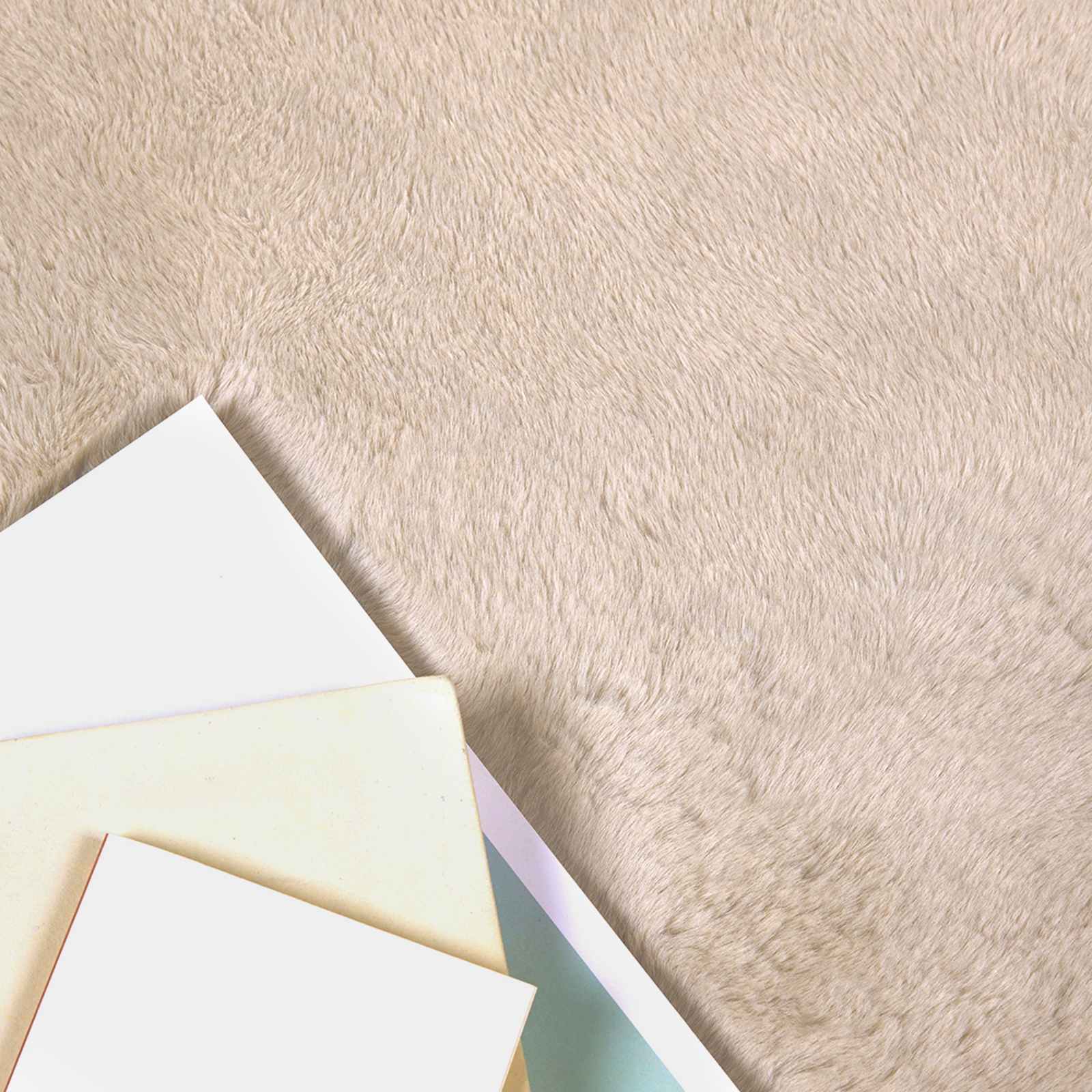 Dirbtinio triušio kailio kilimas Olite Taupe 60 x 110 cm