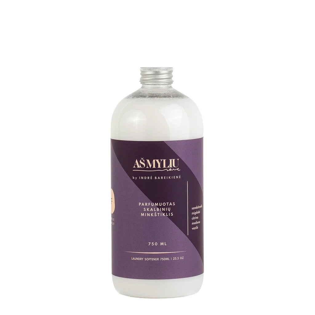 Parfumuotas skalbinių minkštiklis Candle Family „AŠ MYLIU SAVE“, 750 ml