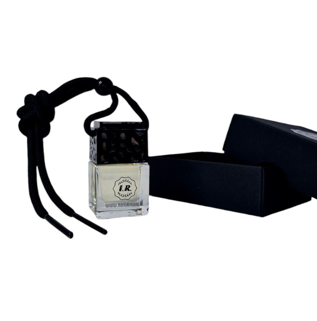 „Noriu ir noriu” Kvapai automobiliui kabinami