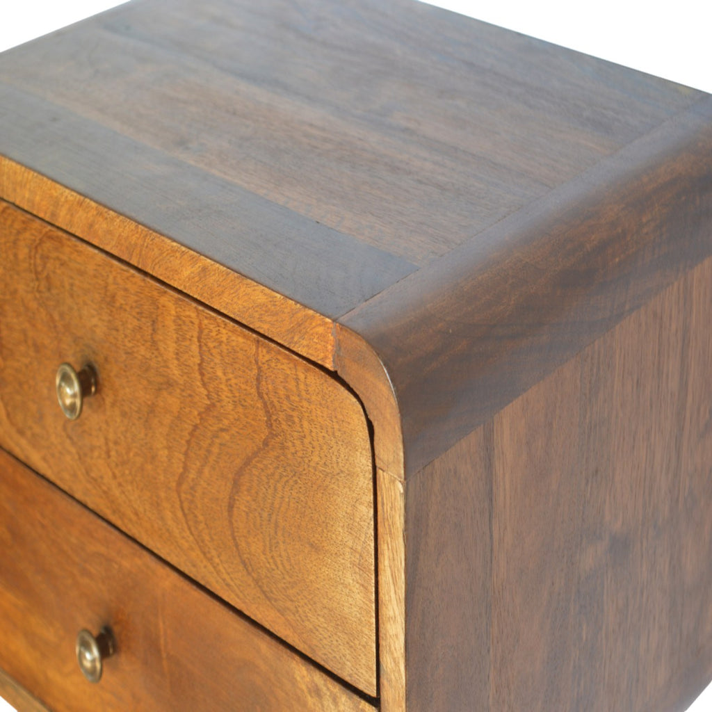 Lenktas Riešutmedžio naktinis staliukas